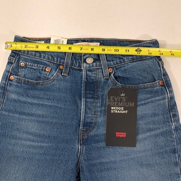 Levis Womens Wedgie Straight High Rise Jeans Sz 27 - Picture 6 of 12